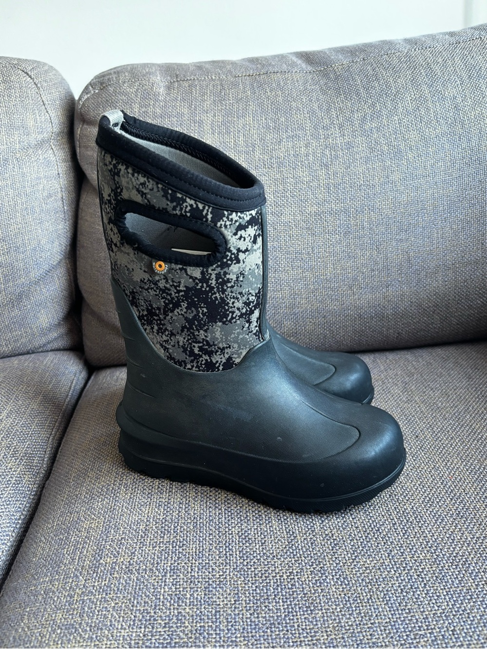 BOGS Size 13 (Euro 30) Kids Black & Gray Neoprene Winter Boots Waterproof